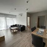 Paskom Apartmanhaz Διαμέρισμα