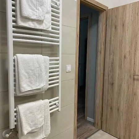 Paskom Apartmanhaz Nyergesujfalu