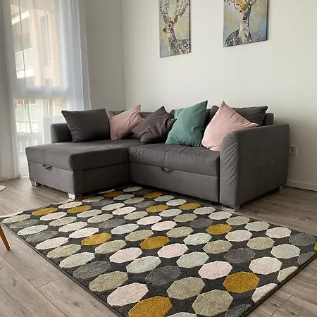 Paskom Apartmanhaz *