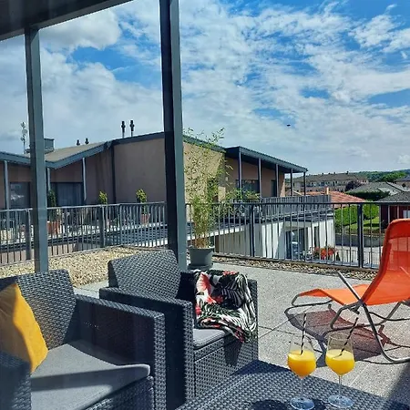 Paskom Apartmanhaz Lägenhet *