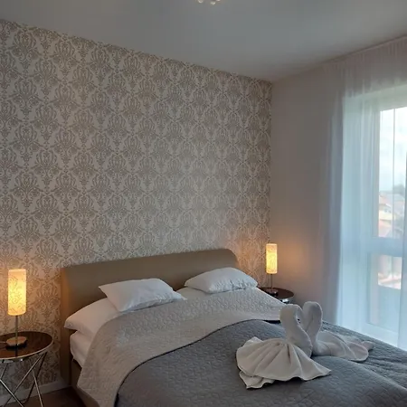 Paskom Apartmanhaz * Nyergesujfalu