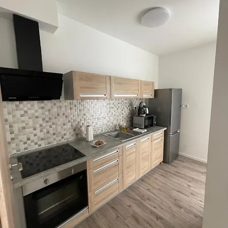Lägenhet Paskom Apartmanhaz *
