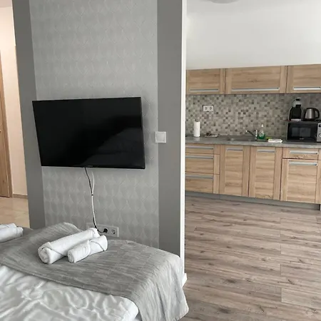 Paskom Apartmanhaz Lägenhet