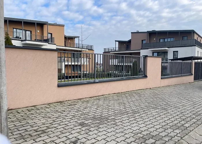 Paskom Apartmanhaz Nyergesujfalu
