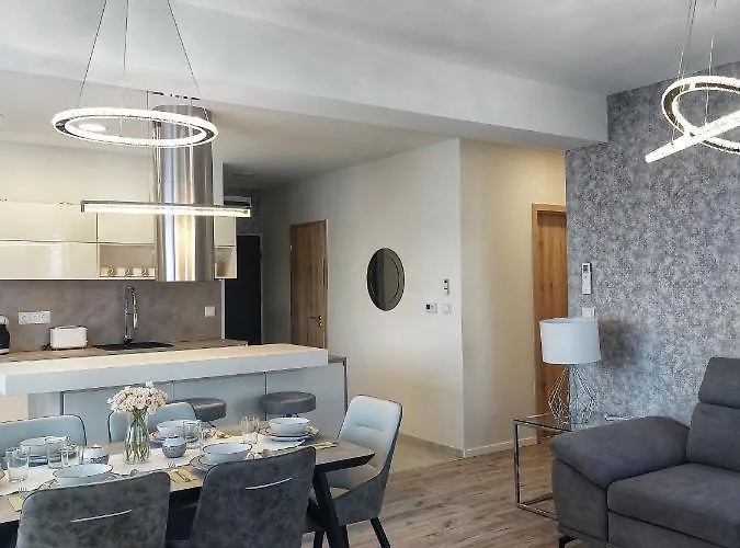 Apartment Paskom Apartmanhaz *