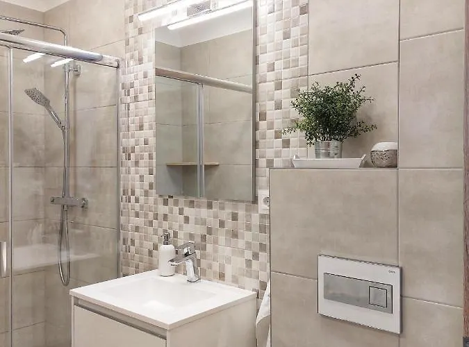 Paskom Apartmanhaz * Nyergesujfalu