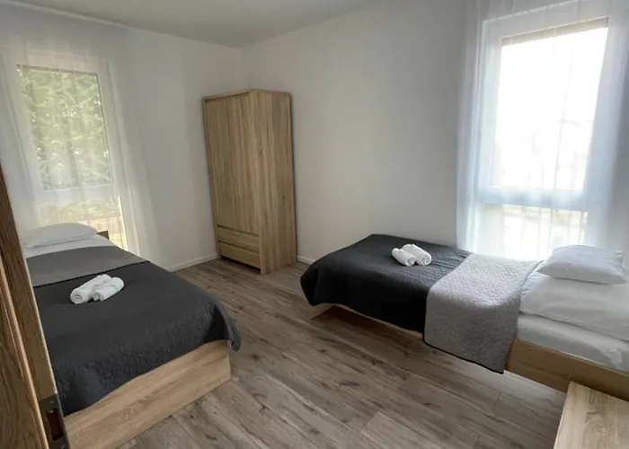 Paskom Apartmanhaz Apartament Nyergesujfalu
