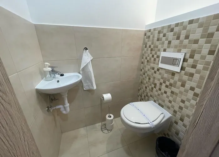 Paskom Apartmanhaz Nyergesujfalu